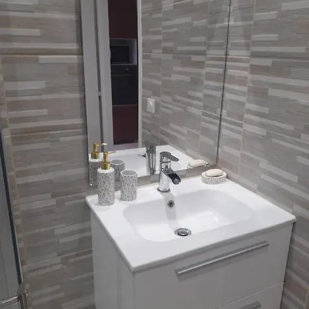 Au Logis Du Circuit Des 24h00 בית נופש לה מאנש