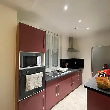 בית נופש Au Logis Du Circuit Des 24h00 *